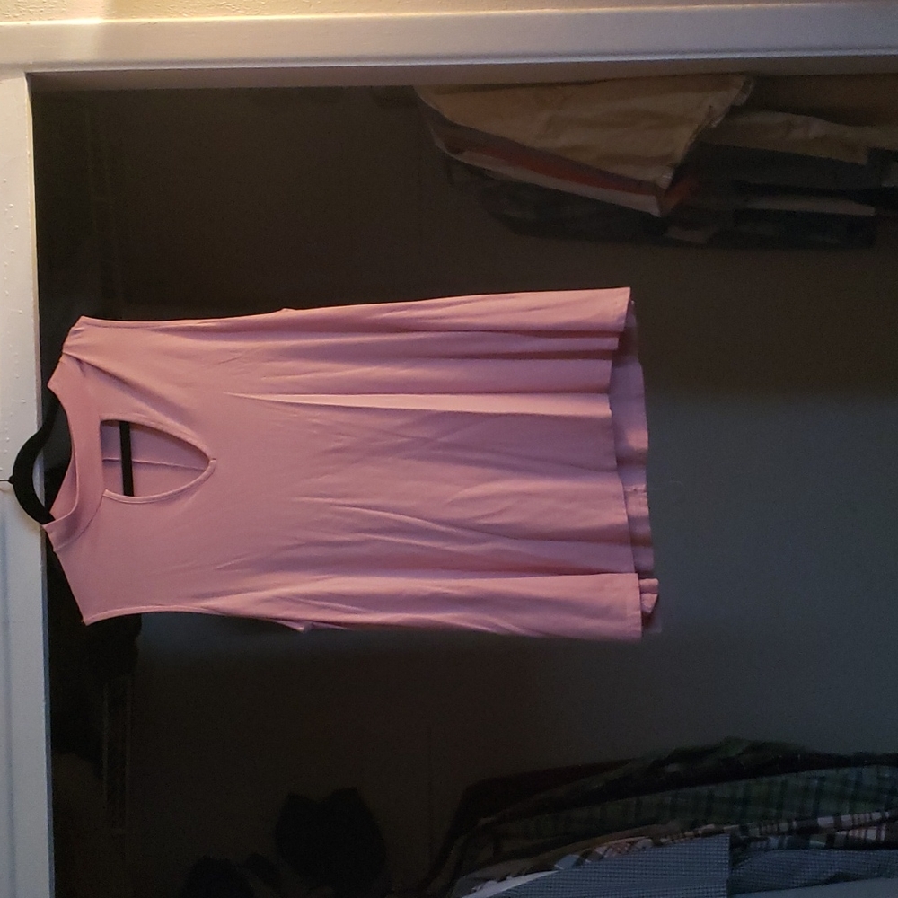 Alison Andrew's 3xl peep hole tunic top